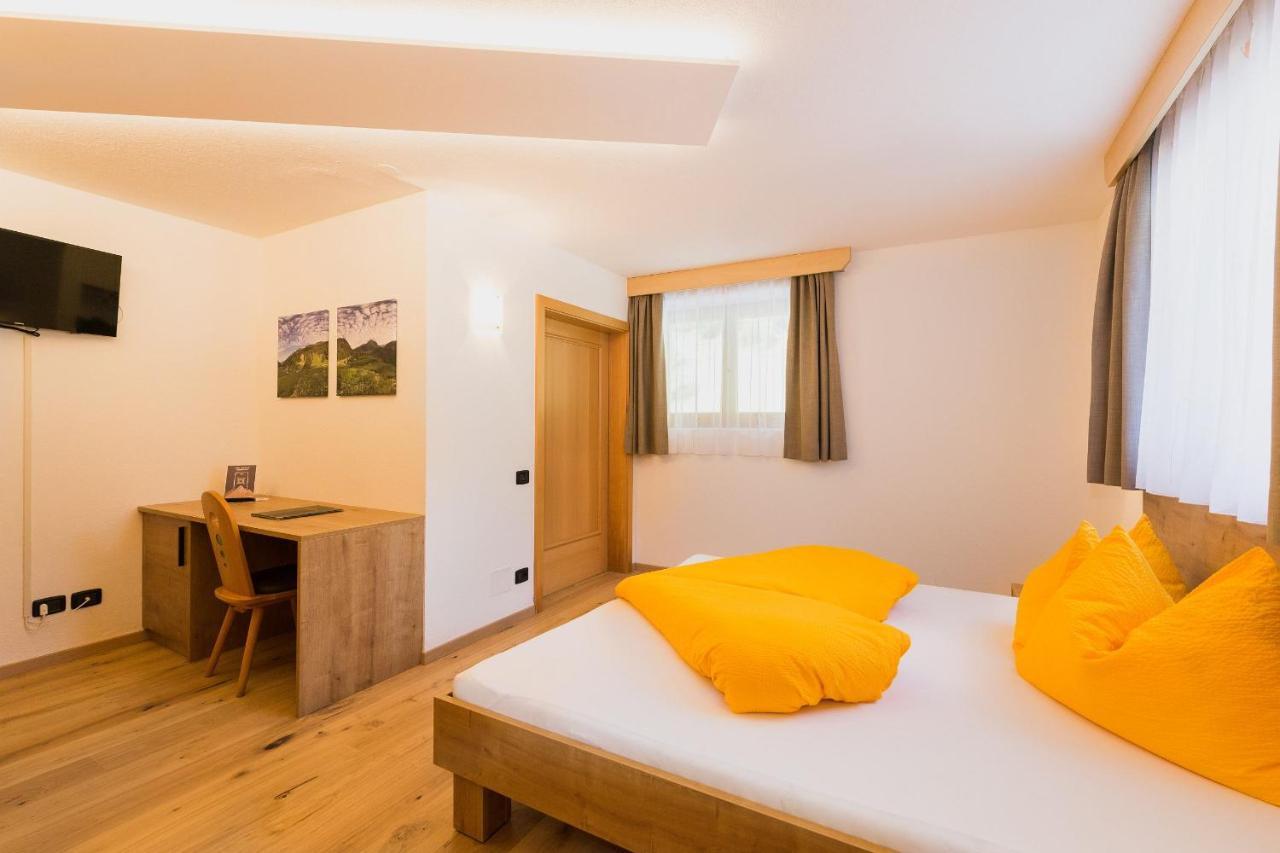 Gasthof Trausberg Corvara in Passiria Екстер'єр фото