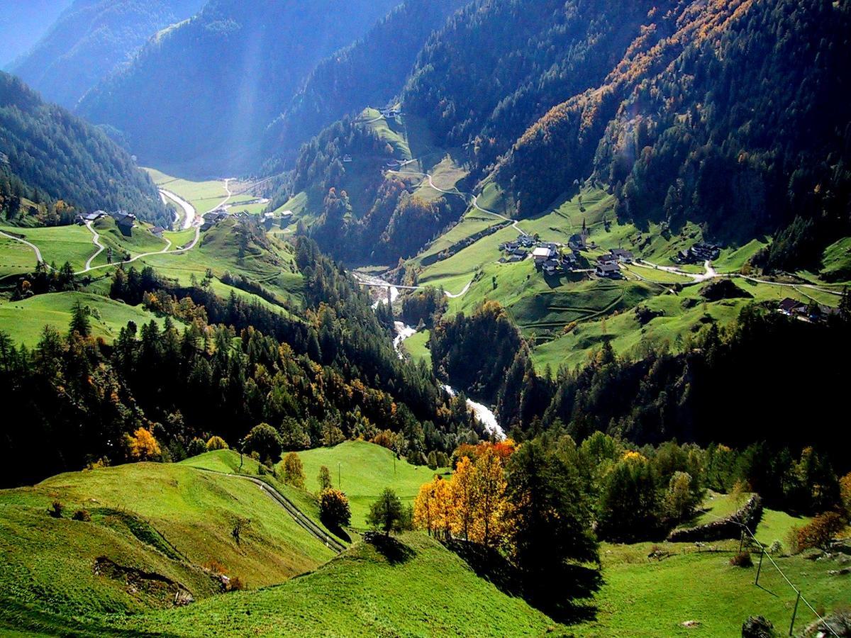 Gasthof Trausberg Corvara in Passiria Екстер'єр фото