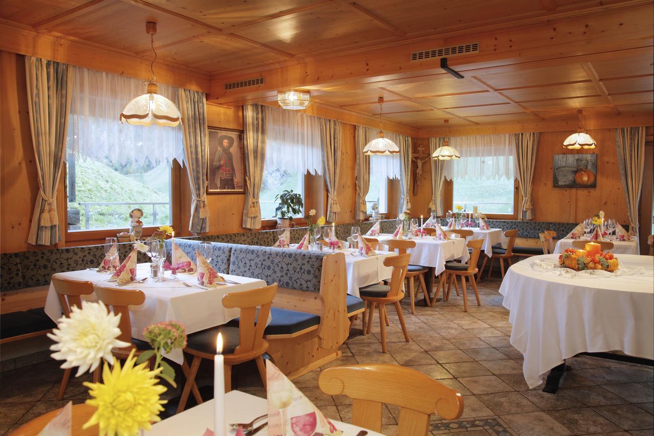 Gasthof Trausberg Corvara in Passiria Екстер'єр фото